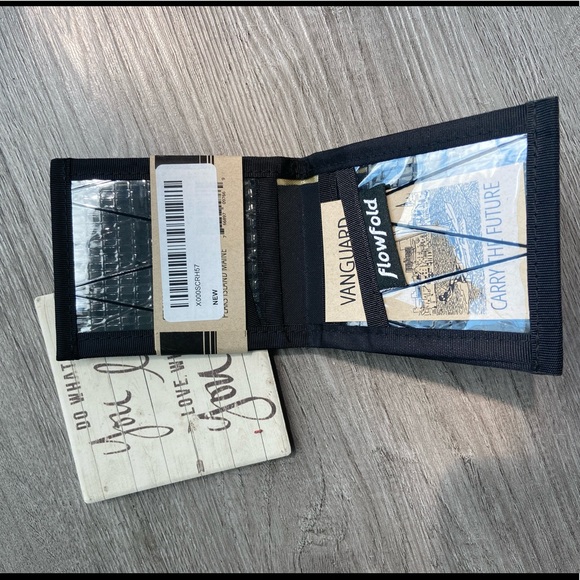 Men’s Wallet - Picture 2 of 4